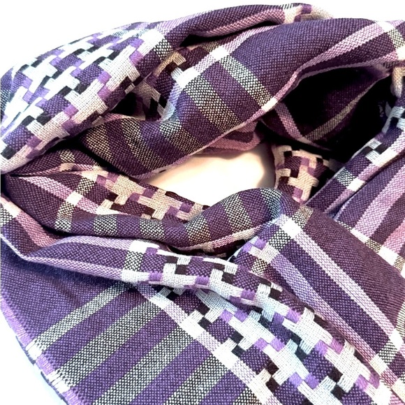 🧣Exquisite Vintage ROOTS Purple, Black and Grey Scarf or Wrap - Picture 12 of 13